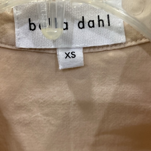 bella dahl XS Hi Lo Button Down Shirt light beige - Picture 2 of 8